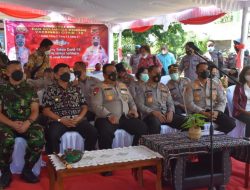 Jerry Manafe dan Wakapolda NTT Tinjau Vaksinasi Massal di Kupang Barat