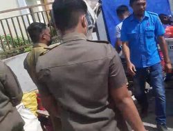 Berjualan di Damija, PD. Pasar Kota Kupang Tertibkan Puluhan Pedagang Pasar Oeba