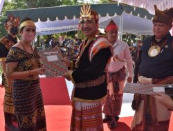 HUT Kota Kupang ke-26, Wali Kota Bagi Beasiswa untuk 1000 Mahasiswa