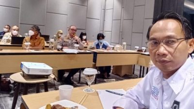 Foto. Dewan Pers mengadakan pertemuan dengan Menko Polhukam Prof. Mahfud MD, di Kantor Kemenkopolhukam, dalam Pertemuan ini untuk mendiskusikan draf Rancangan Kitab Undang-Undang Hukum Pidana (RKUHP). Jakarta, Kamis (28/07/2022).