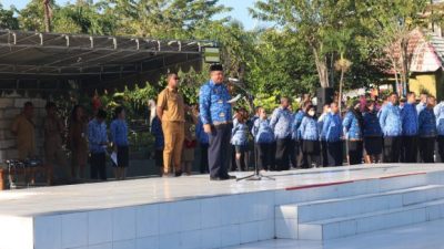 Foto. Sekretaris Daerah Kota Kupang, Fahrensy P. Funay, S.E., M.Si, memimpin Apel Kesadaran Korps Pegawai Republik Indonesia (KORPRI) lingkup Pemerintah Kota.