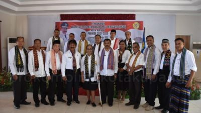 Kukuhkan Anggota FKUB, Penjabat Wali Kota Kupang Dorong Lomba Kebersihan Antar Rumah Ibadah