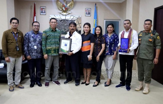 Foto. PT. Pegadaian (Persero) menyampaikan apresiasi dan menyatakan dukungan terhadap program kebersihan Pemerintah Kota Kupang. 