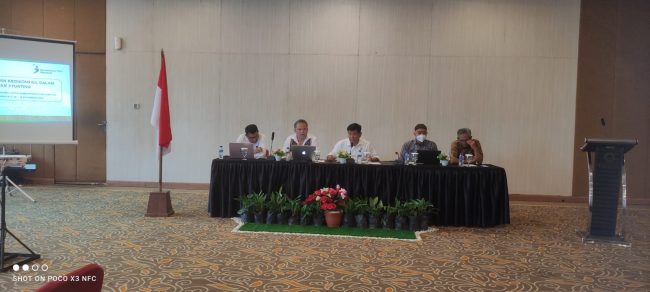 Foto.Wakil Bupati Kupang Jerry Manafe secara resmi membuka kegiatan Focus Group Discussion (FGD) program percepatan penurunan stunting kegiatan tersebut berlangsung di Hotel Kristal Kupang, Rabu (16/11/2022).