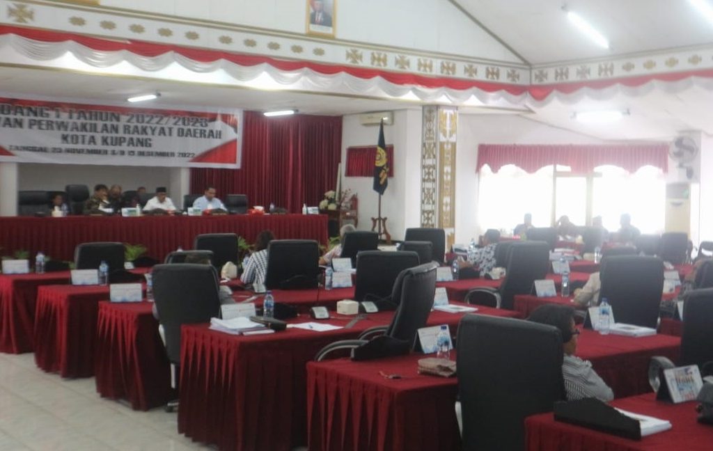Foto. Pemerintah Kota Kupang diperhadapkan dengan beban utang terhadap pihak ketiga maupun gaji para ASN/honorer tak tanggung - tanggung utang tersebut mencapai Rp 41 miliar.