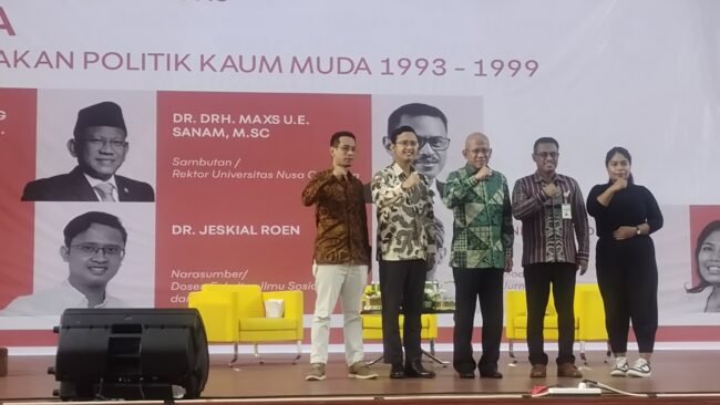 Universitas Nusa Cendana hadirkan Dr. Pius Lustrilanang, S.IP., M.Si., CFRA., CSFA menggelar kuliah umum dan membedah buku ALDERA (Aliansi Demokrasi Rakyat) sebuah Potret Gerakan politik kaum muda 1993-1999, Senin (06/02) di Gedung Graha Cendana Undana.