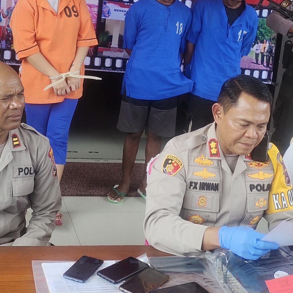 Terkuak Sosok mayat Mrs. x yang di temukan oleh warga, Sabtu (11/02) kemarin, di muara di hutan mangrove muara Oli'o Kelurahan Merdeka, Kecamatan Kupang Timur, Kabupaten Kupang-NTT adalah seorang pria.
