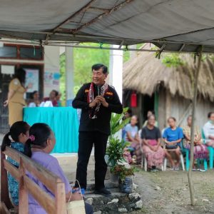 Ikut Kegiatan Posyandu di Desa Oeniko Wabub Jerry Manafe: Anak Adalah Masa Depan Kita