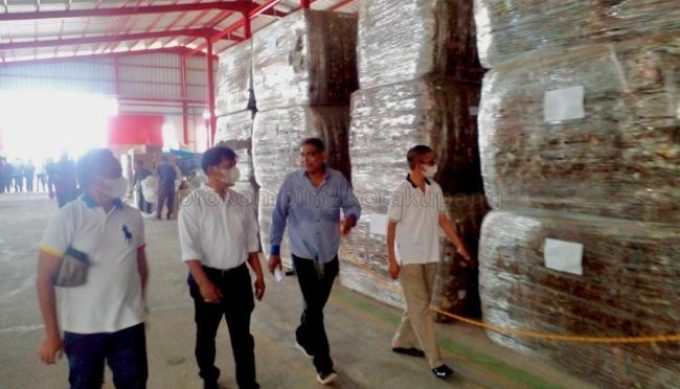 Foto. Optimis Atasi Sampah, Pj Wali Kota Kupang Kunjungi Pabrik Pengolahan Sampah di Denpasar.