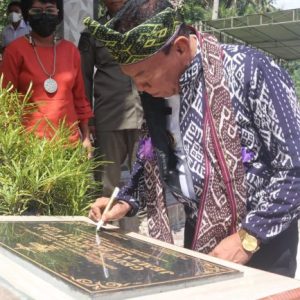 Bupati Kupang Resmikan Gedung Gereja Betania Nefo Tunbaun