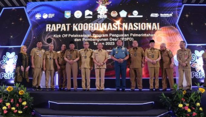 Foto. “Kick Off” Kemendagri dan Panglima TNI Tabuh Gong P3PD.