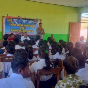 Bijak Bermedsos, Polres Kupang Lakukan Sosialisasi UU ITE di SMA Negeri 2  Fatuleu