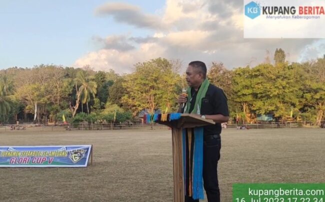 Foto. Sekjen Askab PSSI Kabupaten Kupang, Guntur Taopan.