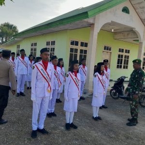 26 Siswa SMAN 1 Takari Sukses Kibarkan Bendera Merah Putih di HUT RI ke-78