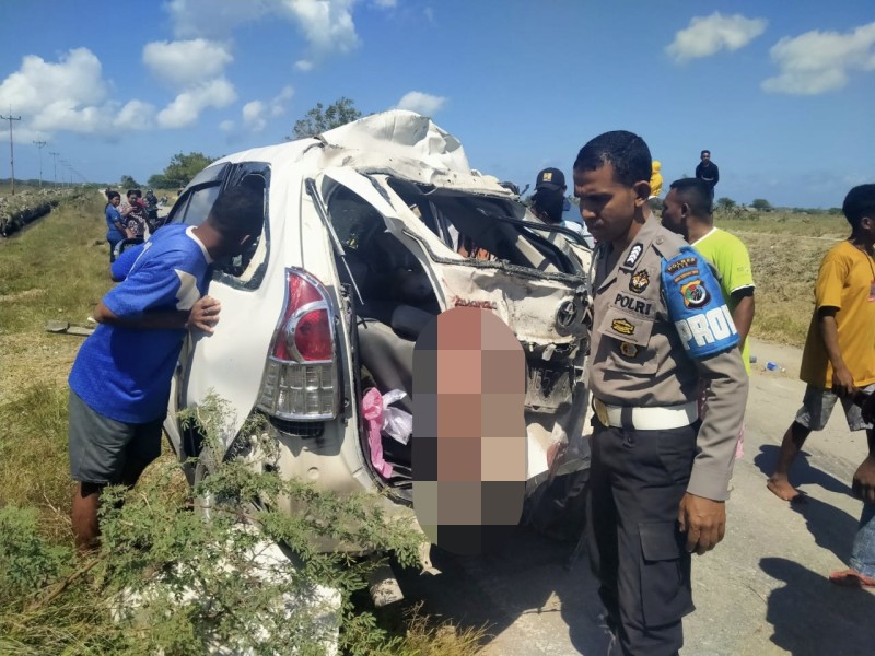 Foto. Kecelakaan Maut di Bena TTS, 3 Warga Asal Kota Kupang Tewas.