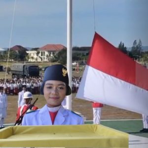Sosok Dehana K. Radja, Pembawa Baki Bendera Upacara HUT RI ke-78, di Kantor Bupati Kupang