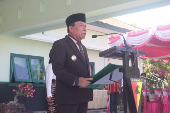 Foto. Peringati Hari Guru Nasional, Bupati Kupang: Guru Adalah Pahlawan Bangsa.