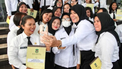 Foto. Kabar Gembira Honorer Mengabdi Lebih Dari 5 Tahun Langsung Diangkat Jadi PPPK.