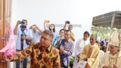 Foto. PJ. Wali Kota Kupang Resmikan Gereja Katolik MBR Kuasaet-Petuk.