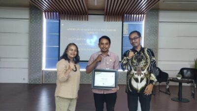 Foto. Pemerintah Kota Kupang Terima Penghargaan Terbaik I Kategori Penyaluran Dana TKD - DAK Fisik.