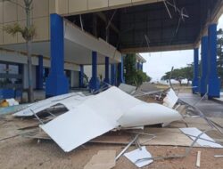 Diterjang Angin Kencang, Plafon Kantor Bupati Sabu Raijua Ambruk