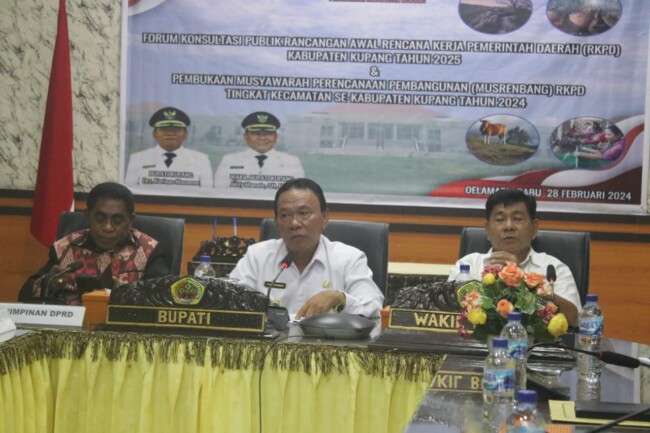 Foto. Bupati Kupang Korinus Masneno Buka Musrenbang RKPD Tahun 2025.