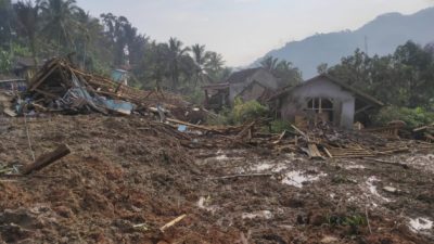 Longsor di Cipongkor Kabupaten Bandung Barat, 3 Warga Masih Dalam Pencarian