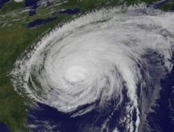 Waspada, BMKG Deteksi Adanya Bibit Siklon Tropis 91s dan 93s Melintasi Wilayah Indonesia