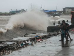 BMKG Ungkap Daftar Daerah Berpotensi Banjir Rob, Esok Rabu (27/3)