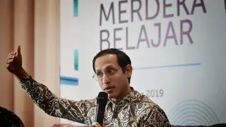 Foto. Batas 29 April, Kemdikbud Buka Formasi Untuk Guru SD, SMP, SMA/SMK Sederajat.