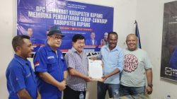 Foto. Maju Lagi Mantan Wakil Bupati Kupang, Jerry Manafe Daftar Cabup ke Demokrat.