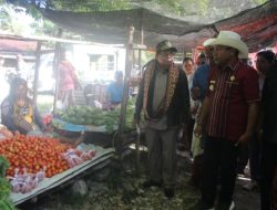 Kunjungi Amarasi Barat Penjabat Bupati Kupang Janji Menata Pasar Baun Hingga Pengaspalan Jalan