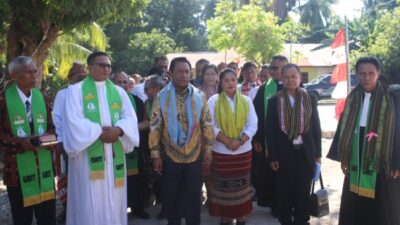 Foto. Penjabat Bupati Kupang, Alexon Lumba Hadiri Ibadah Perhadapan Pendeta GMIT Elim Naibonat.