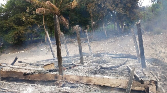 Foto. Si Jago Merah Lahap Rumah Warga di Kupang, Kerugian Capai Puluhan Juta.