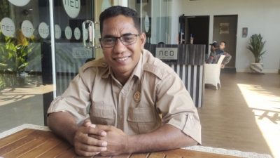 Foto. Doyan Perjalanan Dinas 5 Kali Sebulan, Kabag Umum Sekwan DPRD Kabupaten Kupang Dikritik Anggota DPRD.
