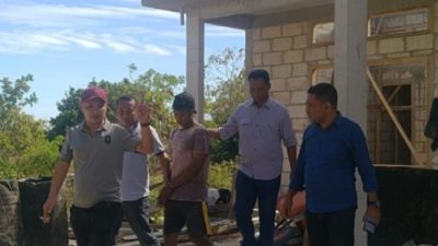 Foto. Tim Tangkap Buron Kejaksaan Tinggi NTT, Bekuk 1 DPO Kasus Persetubuhan Anak di Rote.