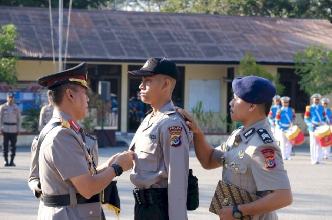 Foto. Resmi Dibuka Wakapolda, 238 Siswa Diktukba Polri Siap Jalani Pendidikan di SPN Polda NTT.