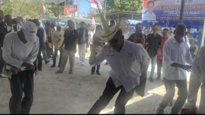 Foto. Tarian Foti dan Testimoni Akademik Warnai Deklarasi Akbar Paket Kemesraan.