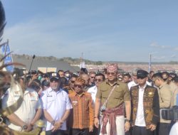 Tiba di Kabupaten Kupang, AHY Dikenakan Pakaian Adat Kebesaran Amarasi