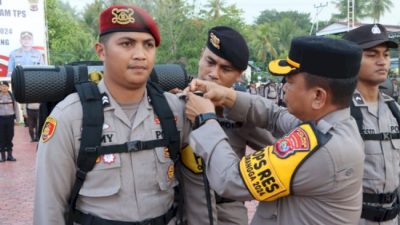 Foto. Jelang Pencoblosan, Polres Kupang Kerahkan 400 Personil Amankan Pemilukada 2024.