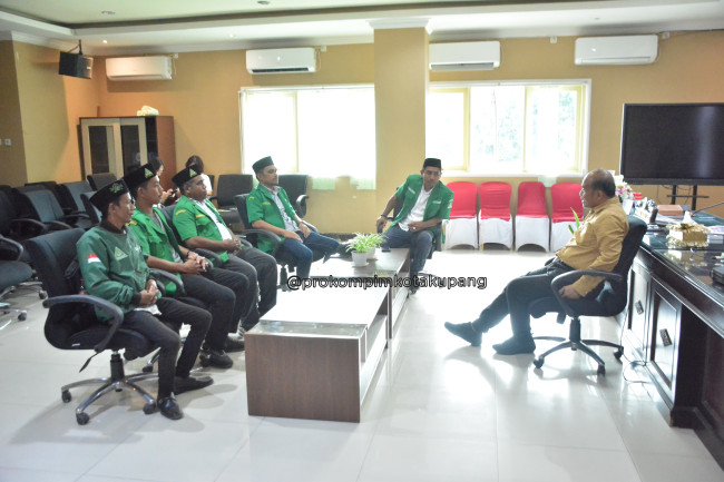 Foto. Penjabat Wali Kota Kupang Dukung Penuh Pelatihan Kepemimpinan dan Banser GP Ansor NTT 2024.