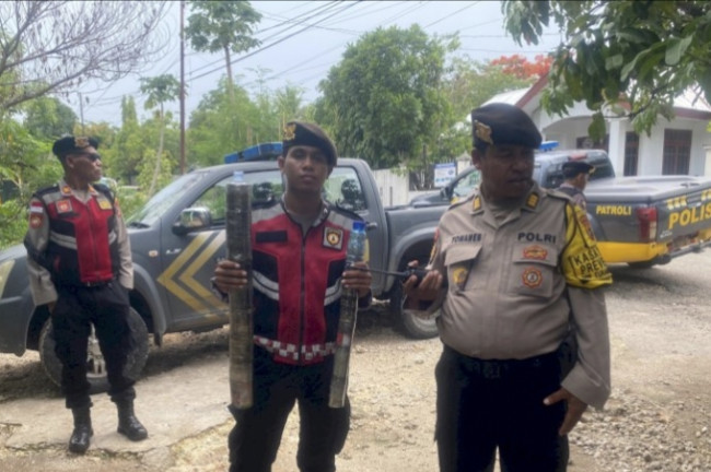 Foto. Meresahkan Warga, Polresta Kupang Kota Amankan Meriam Spiritus di Kota Kupang.