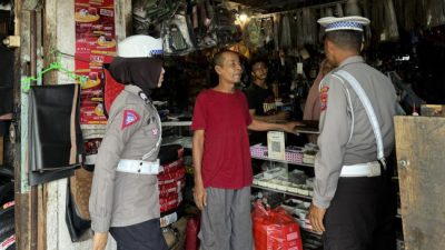 Foto. Satlantas Polres Manggarai Barat Gencarkan Sosialisasi Larangan Knalpot Brong Jelang Tahun Baru.