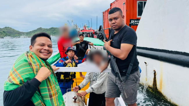 Foto. Tangkap Ikan dengan Kompresor, Polisi Amankan 8 Nelayan Asal NTB.