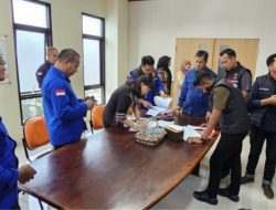 Geledah Kantor PT Jamkrida, Tim Penyidik Kejati NTT Sita Sejumlah Dokumen Penting