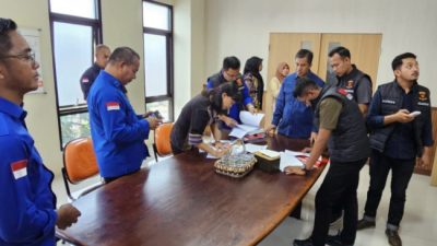 Geledah Kantor PT Jamkrida, Tim Penyidik Kejati NTT Sita Sejumlah Dokumen Penting