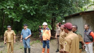 Pj Bupati Kupang Imbau Waspada Cuaca Ekstrem, Prihatin Bencana Banjir di 2 Kecamatan