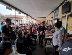 Pemohon SKCK Membludak, Kapolres dan Wakapolres Kupang Melakukan Pemantauan Langsung