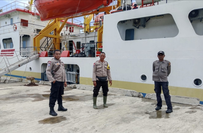 Foto. Cuaca Ekstrem di Kupang, Kapal Perintis Sabuk Nusantara, 4 Hari Berlabuh di Pelabuhan Naikliu.