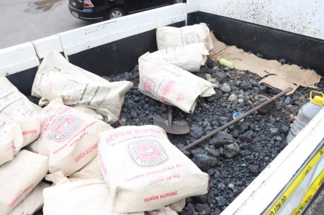 Foto. Mangkir Dua Kali dari Panggilan Polisi, 2 Tersangka Ilegal Mining di Kupang Resmi Ditetapkan Tersangka.